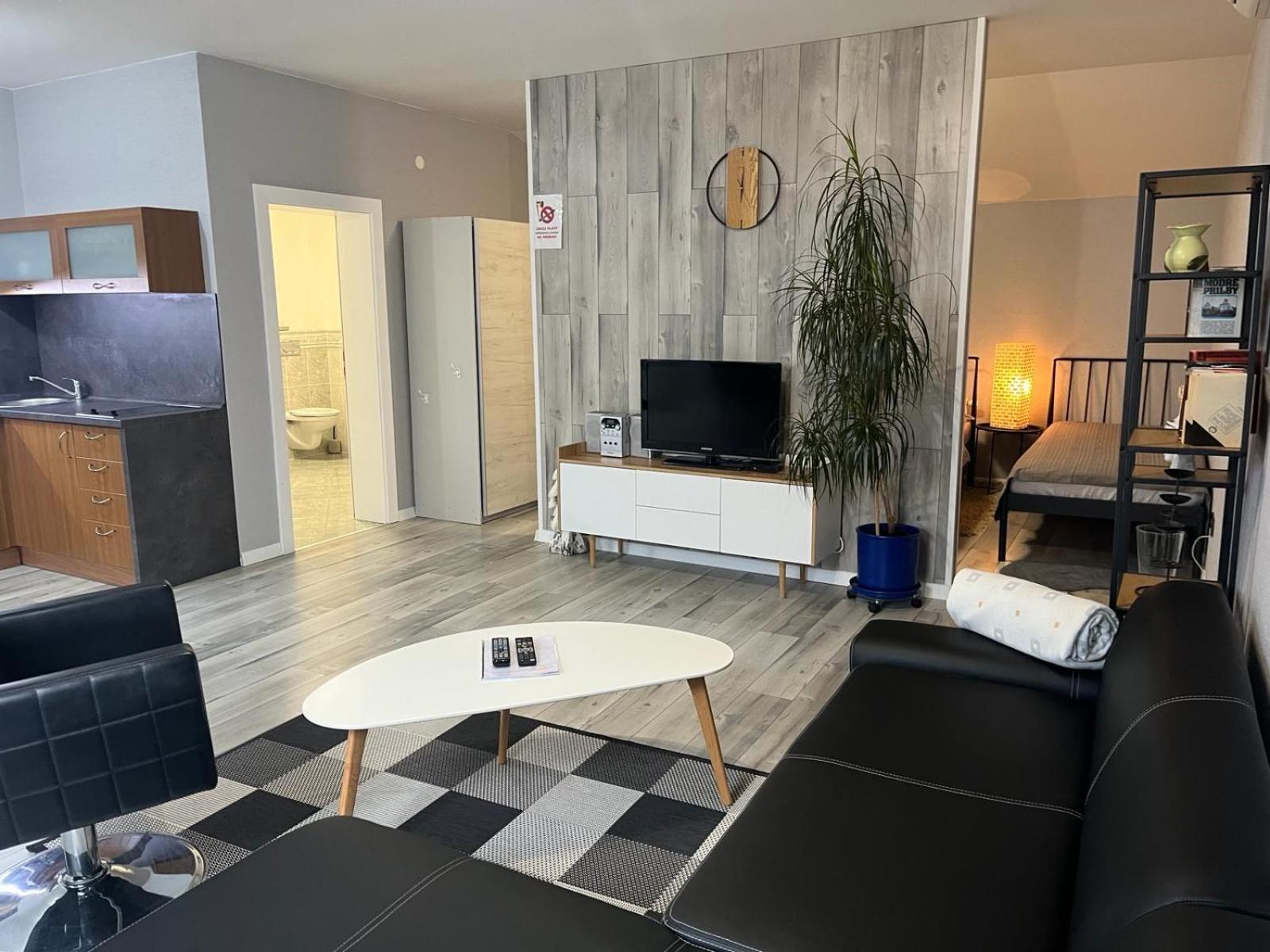 Apartments Renesance Bojnice Buitenkant foto